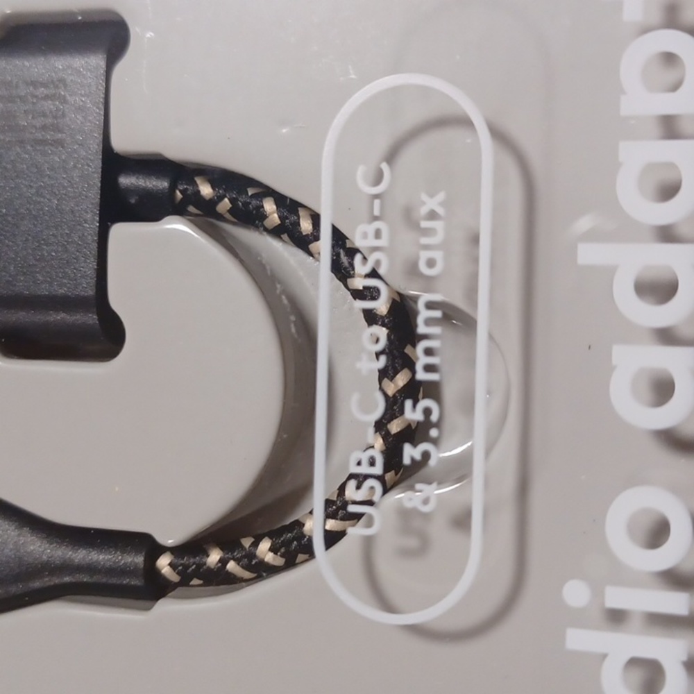 Heyday  Audio Adapter - Picture 2 of 4